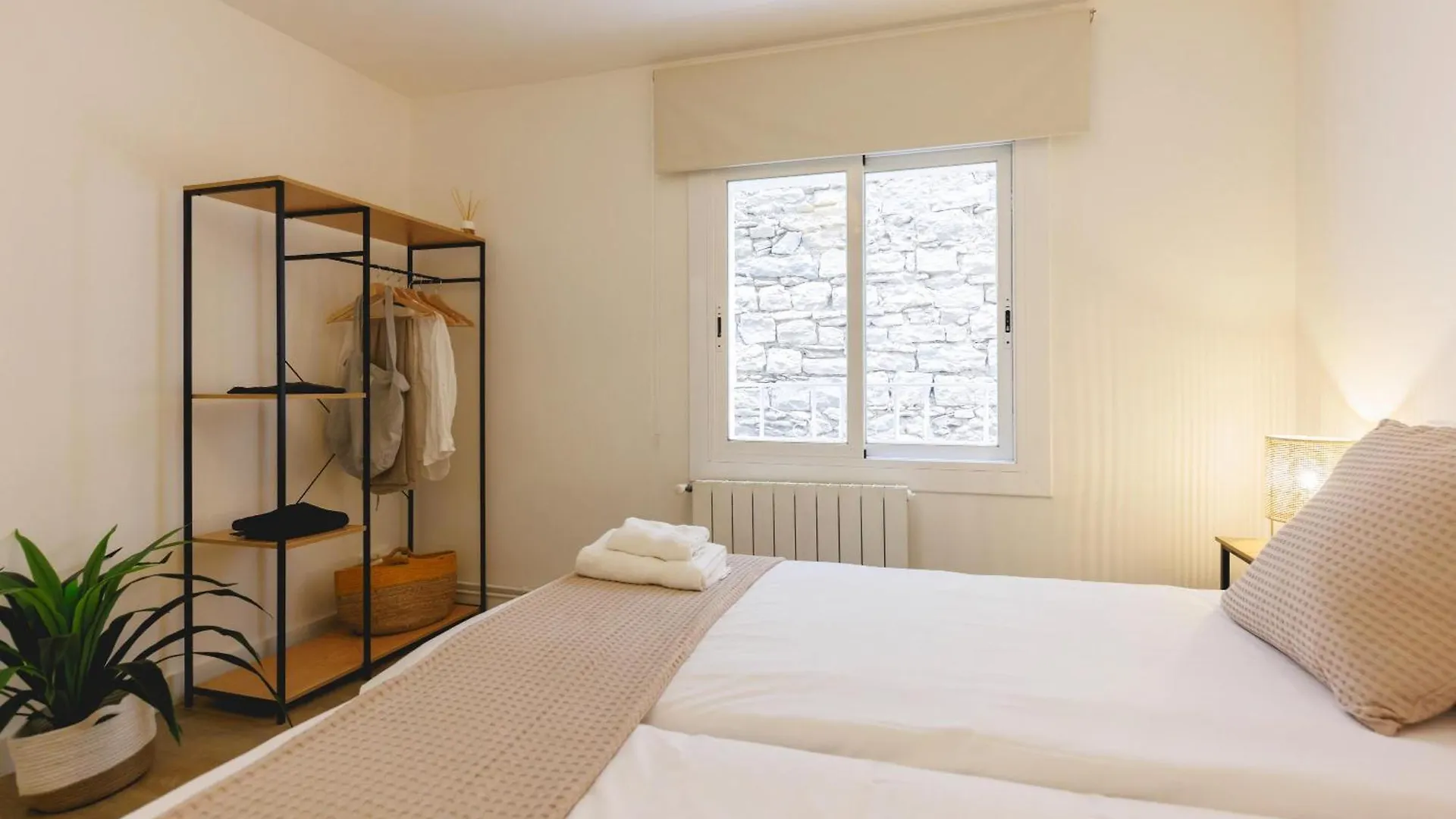 Bravissimo La Merce, Heart Of The Barri Vell Жирона Апартаменты